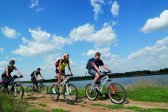 Radtour am Fluss